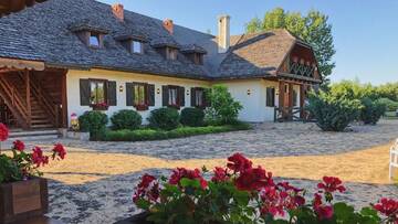 Фотографии Фермерские дома Dworek Pod Wiechą г. Kawęczyn (Польша) №1 Фото Фермерские дома Dworek Pod Wiechą г. Kawęczyn 1